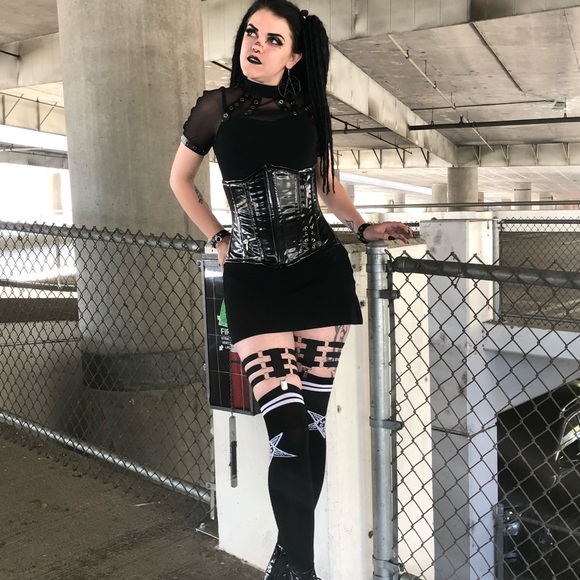 Meet the seller! ๐ค - Picture 3 of 6